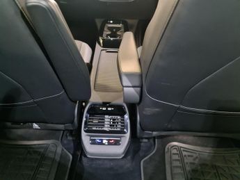 Volkswagen ID.5 Pro Performance 77kWh Style Auto 5dr