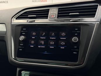 Volkswagen Tiguan 1.5 TSI Life DSG Euro 6 (s/s) 5dr