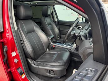 Land Rover Discovery Sport 2.0 TD4 HSE Black Auto 4WD Euro 6 (s/s) 5dr