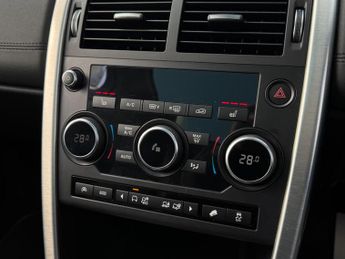 Land Rover Discovery Sport 2.0 TD4 HSE Black Auto 4WD Euro 6 (s/s) 5dr