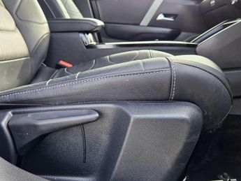 Citroen C4 1.2 PureTech Shine Plus EAT8 Euro 6 (s/s) 5dr