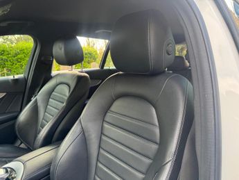 Mercedes-Benz C Class 1.6 C200d AMG Line (Premium) G-Tronic+ Euro 6 (s/s) 5dr