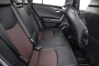 Toyota RAV4 2.5 VVT 18.1kWh Dynamic CVT 4WD Euro 6 (s/s) 5dr