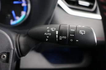 Toyota RAV4 2.5 VVT 18.1kWh Dynamic CVT 4WD Euro 6 (s/s) 5dr