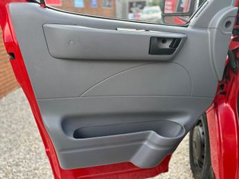 LDV V80 2.5 Eco-D SWB Euro 6 5dr