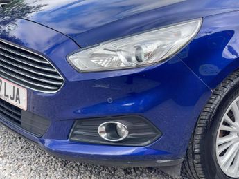 Ford S-Max 2.0 TDCi Zetec Euro 6 (s/s) 5dr