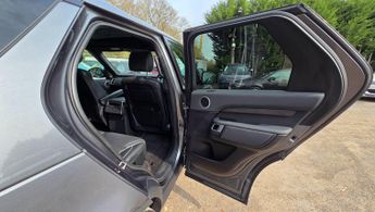 Land Rover Discovery 3.0 TD V6 HSE Auto 4WD Euro 6 (s/s) 5dr