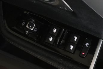 Vauxhall Astra 1.2 Turbo Ultimate Auto Euro 6 (s/s) 5dr