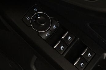 Ford Focus 1.0T EcoBoost Titanium Vignale Euro 6 (s/s) 5dr