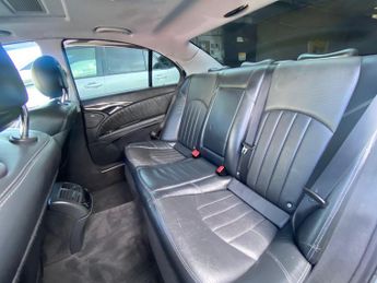 Mercedes-Benz E Class 5.4 E55 AMG 4dr