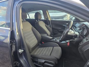 Vauxhall Insignia 2.0 CDTi SRi Nav Auto Euro 5 5dr