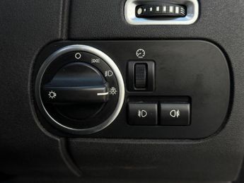 Land Rover Discovery 4 3.0 SD V6 HSE Auto 4WD Euro 5 5dr