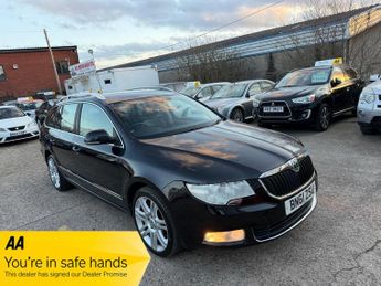 Skoda Superb 2.0 TDI Elegance DSG Euro 5 5dr