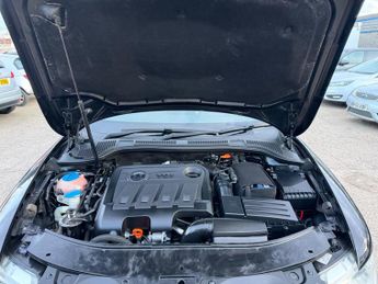 Skoda Superb 2.0 TDI Elegance DSG Euro 5 5dr