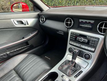 Mercedes-Benz SLK 1.8 SLK200 AMG Sport G-Tronic+ Euro 5 (s/s) 2dr