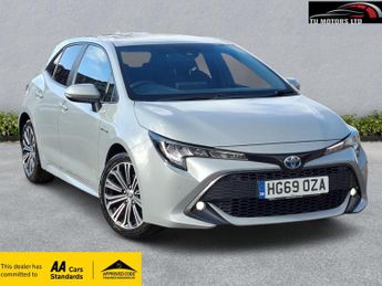 Toyota Corolla 1.8 VVT-h Design CVT Euro 6 (s/s) 5dr