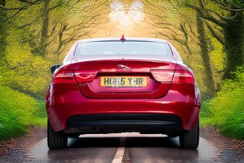 Jaguar XE 2.0d Prestige Auto Euro 6 (s/s) 4dr