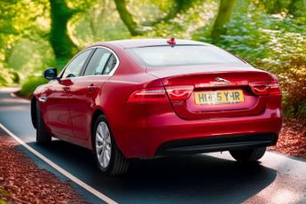 Jaguar XE 2.0d Prestige Auto Euro 6 (s/s) 4dr