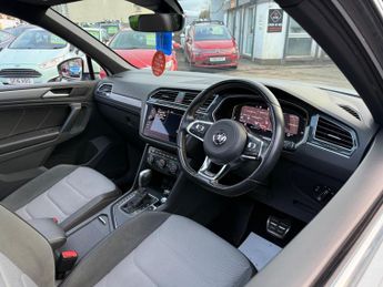 Volkswagen Tiguan 1.5 TSI EVO R-Line DSG Euro 6 (s/s) 5dr