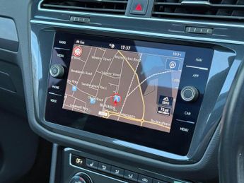 Volkswagen Tiguan 1.5 TSI EVO R-Line DSG Euro 6 (s/s) 5dr