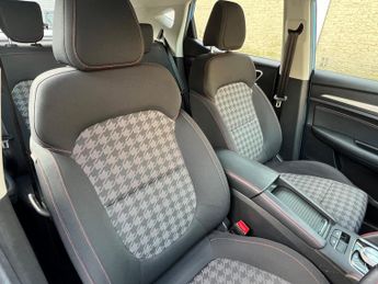 MG MG ZS 51.1kWh SE Auto 5dr