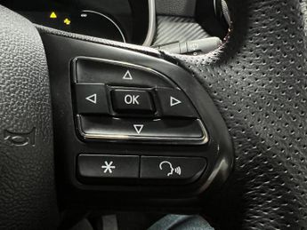 MG MG ZS 51.1kWh SE Auto 5dr