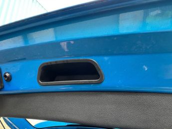 MG MG ZS 51.1kWh SE Auto 5dr