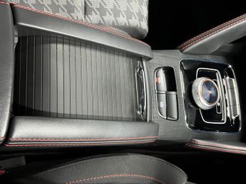 MG MG ZS 51.1kWh SE Auto 5dr