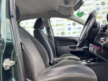 Ford Fiesta 1.6 Ghia 5dr