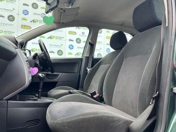 Ford Fiesta 1.6 Ghia 5dr