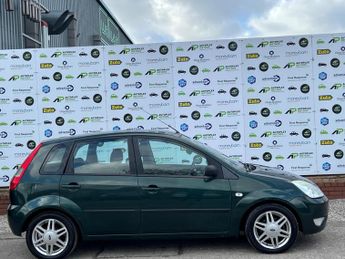 Ford Fiesta 1.6 Ghia 5dr