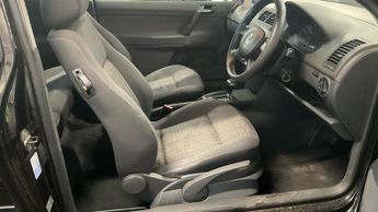 Volkswagen Polo 1.4 S Hatchback 3dr Petrol Automatic (185 g/km, 74 bhp)