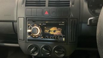 Volkswagen Polo 1.4 S Hatchback 3dr Petrol Automatic (185 g/km, 74 bhp)