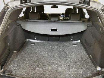 Mercedes-Benz E Class 2.0 E220d AMG Line Estate 5dr Diesel G-Tronic+ Euro 6 (s/s) (194