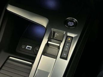 Peugeot 308 1.2 PureTech Allure Premium Hatchback 5dr Petrol EAT Euro 6 (s/s