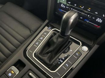 Volkswagen Passat 1.4 TSI 13kWh GTE Estate 5dr Petrol Plug-in Hybrid DSG Euro 6 (s