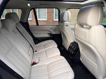 Land Rover Range Rover 4.4 SD V8 Autobiography Auto 4WD Euro 6 (s/s) 5dr