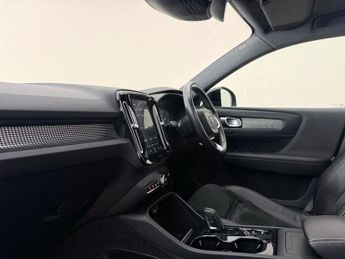 Volvo XC40 2.0 T5 R-Design Pro Auto AWD Euro 6 (s/s) 5dr