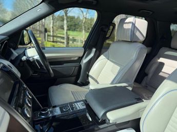 Land Rover Discovery 3.0 TD V6 HSE Luxury Auto 4WD Euro 6 (s/s) 5dr