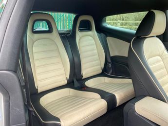 Volkswagen Scirocco 2.0 TDI GT Hatchback 3dr Diesel DSG Euro 5 (170 ps)