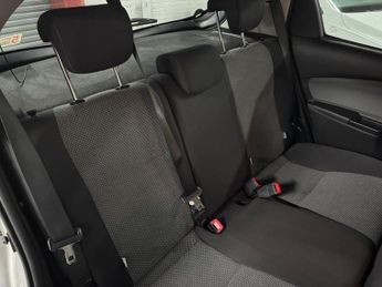 Toyota Yaris 1.5 VVT-h Icon E-CVT Euro 6 5dr