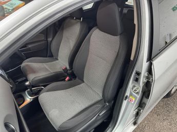 Toyota Yaris 1.5 VVT-h Icon E-CVT Euro 6 5dr