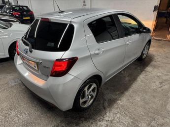 Toyota Yaris 1.5 VVT-h Icon E-CVT Euro 6 5dr