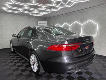 Jaguar XF 2.0d R-Sport Auto Euro 6 (s/s) 4dr