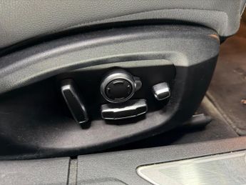 Jaguar XF 2.0d R-Sport Auto Euro 6 (s/s) 4dr