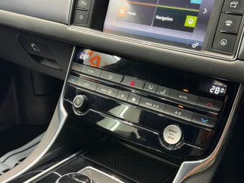 Jaguar XF 2.0d R-Sport Auto Euro 6 (s/s) 4dr