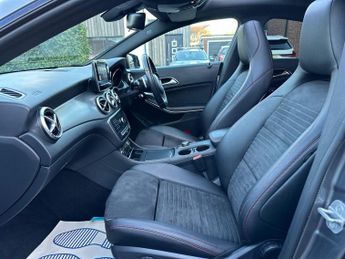Mercedes-Benz CLA 2.1 CLA220d AMG Line Coupe 7G-DCT 4MATIC Euro 6 (s/s) 4dr