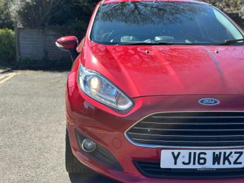 Ford Fiesta 1.0T EcoBoost Titanium Powershift Euro 6 5dr