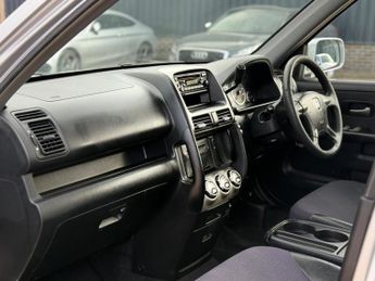 Honda CR-V 2.0 i-VTEC SE Sport 5dr