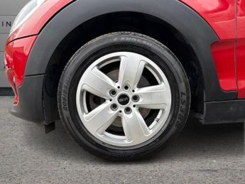 MINI Clubman 1.5 Cooper Auto Euro 6 (s/s) 6dr